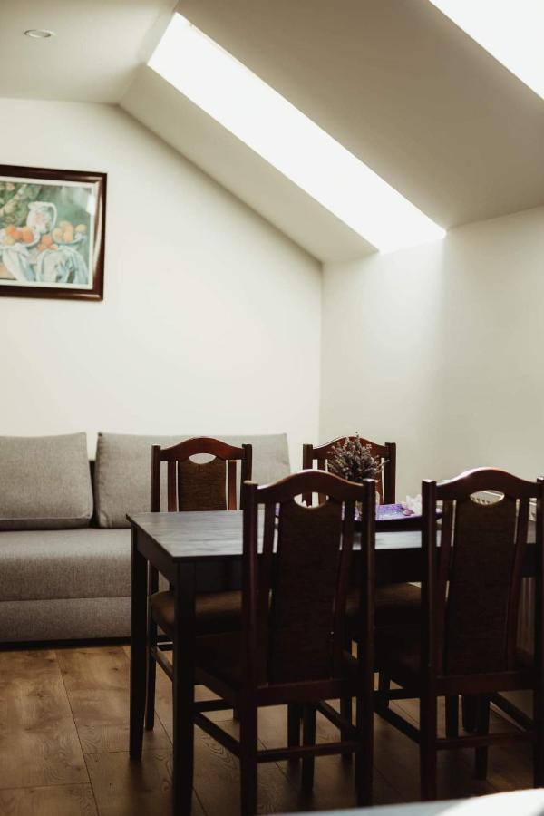 Bed and Breakfast Lawendowa Stajnia Lwowek Slaski Exterior foto